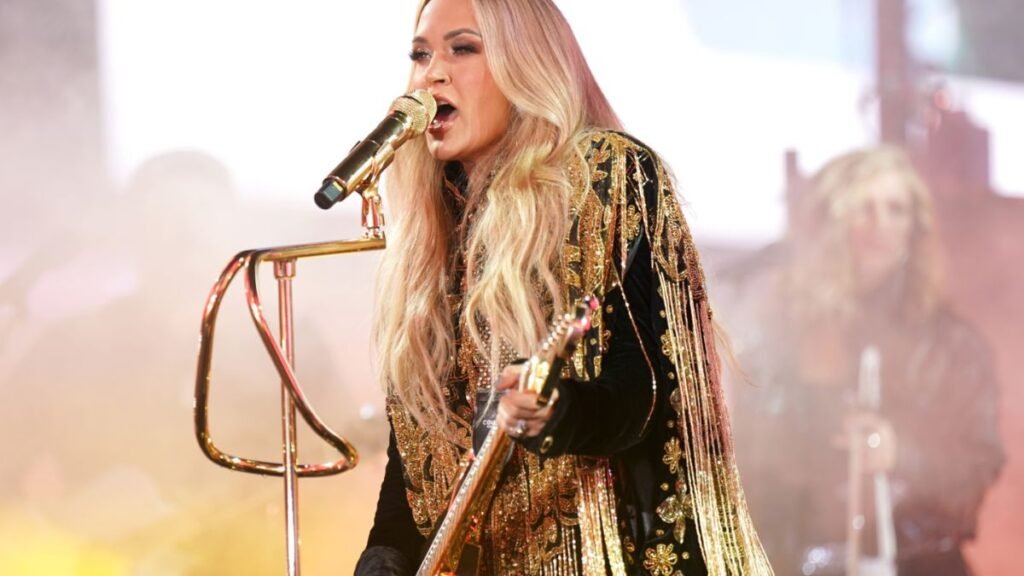 15 iconic country singers and their biggest hits