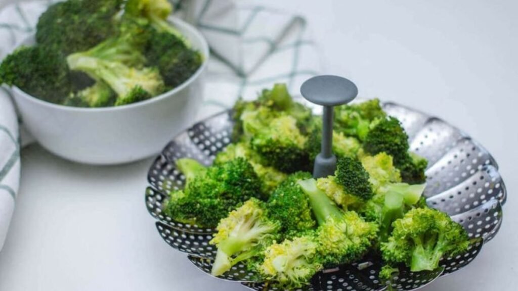 Addio alla cottura a vapore il modo migliore per cucinare i broccoli per mantenere i nutrienti e ricette facili da provare (6)
