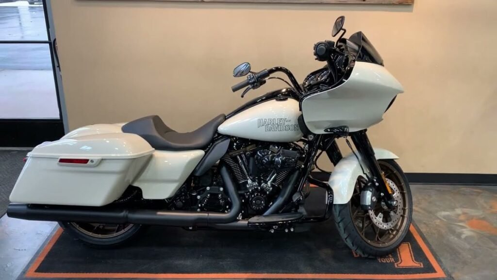 Harley-Davidson Super Glide 2026 Launched – Powerful Engine, Cruiser Design & Premium Features